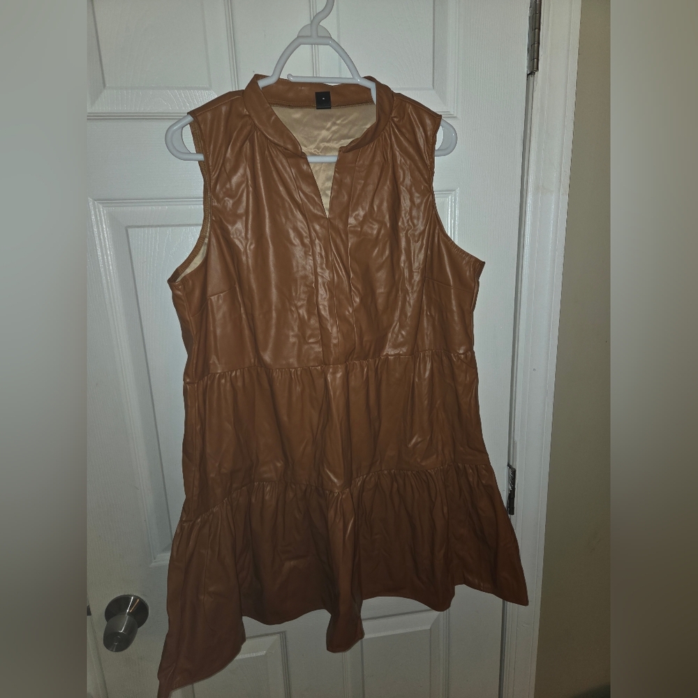 Women's Tan Sleeveless Jacket